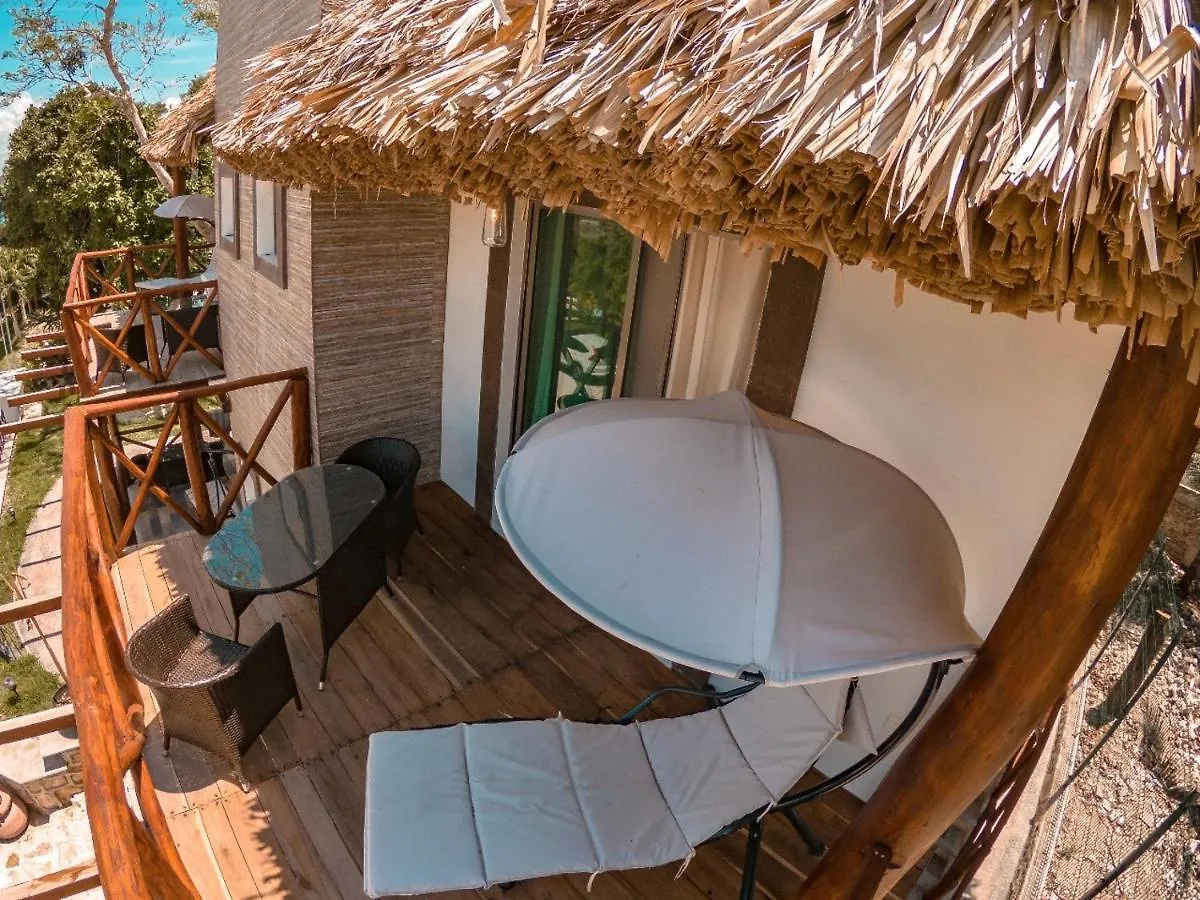 ****  Hotel Pancho Villas Bacalar - Free Bikes And Paddles Mexico