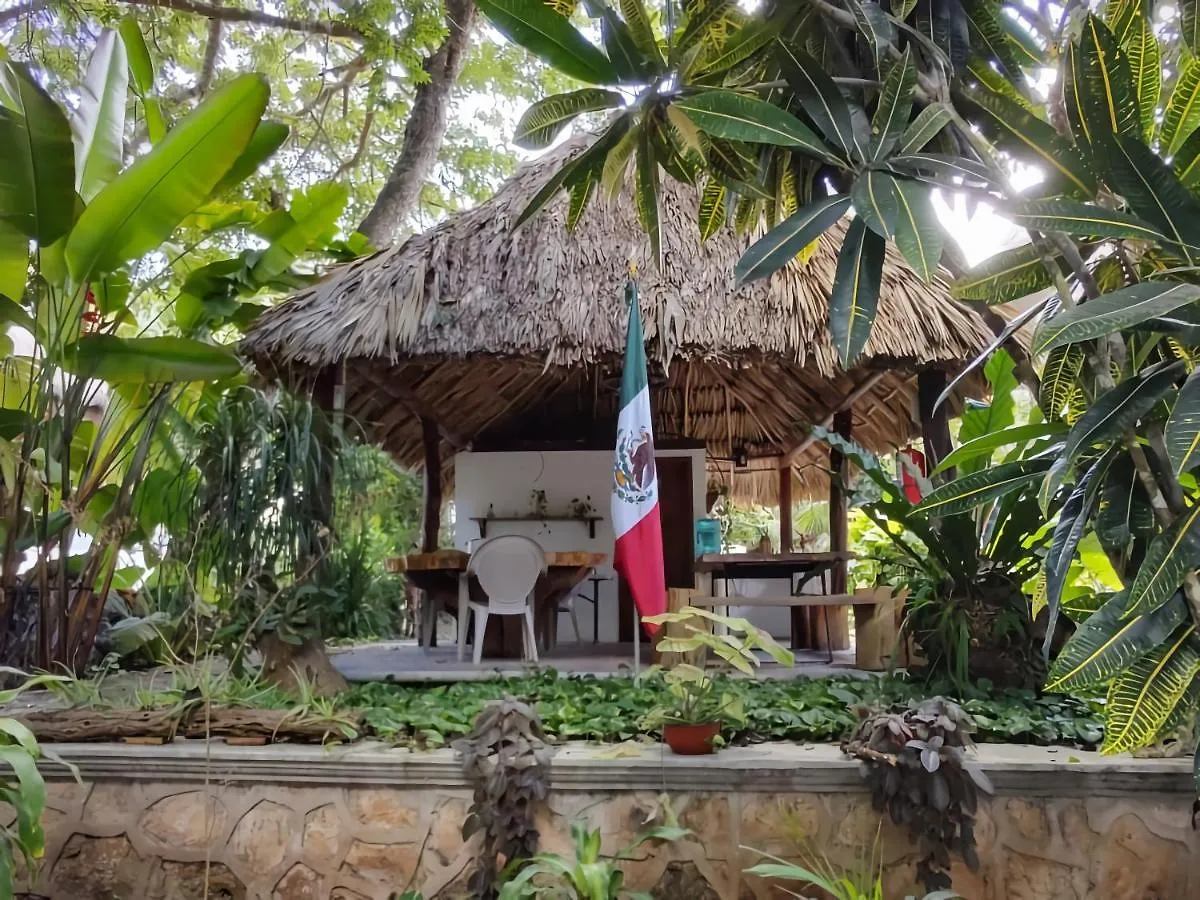 Hotel Pancho Villas Bacalar - Free Bikes And Paddles 4*,  Mexico