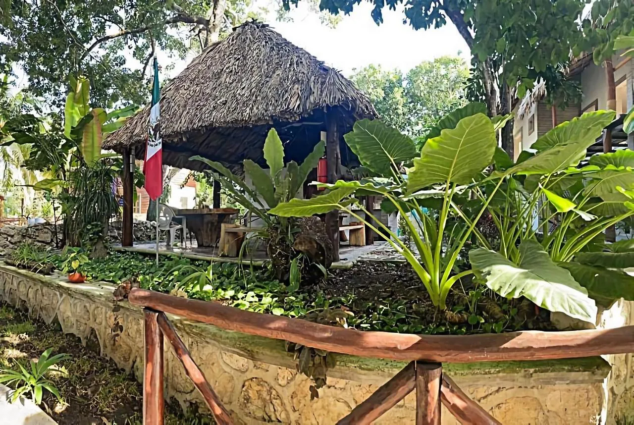 ****  Hotel Pancho Villas Bacalar - Free Bikes And Paddles メキシコ